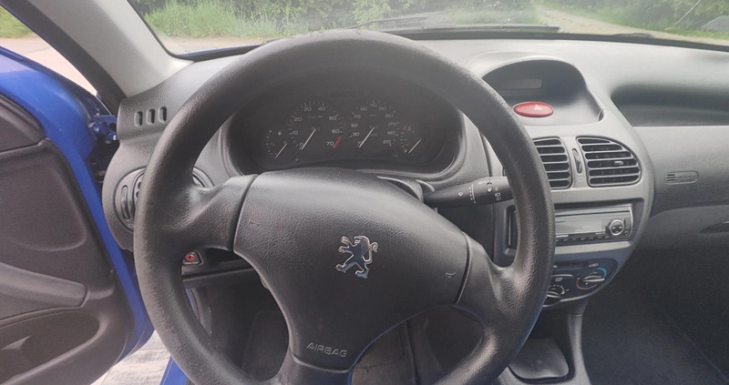 Peugeot 206 cena 6000 przebieg: 118000, rok produkcji 2006 z Łańcut małe 106